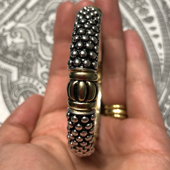 Two tone bangle like bracelet - Picture 2 of 4